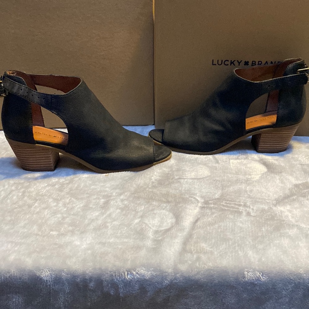Lucky Brand Barimo booties